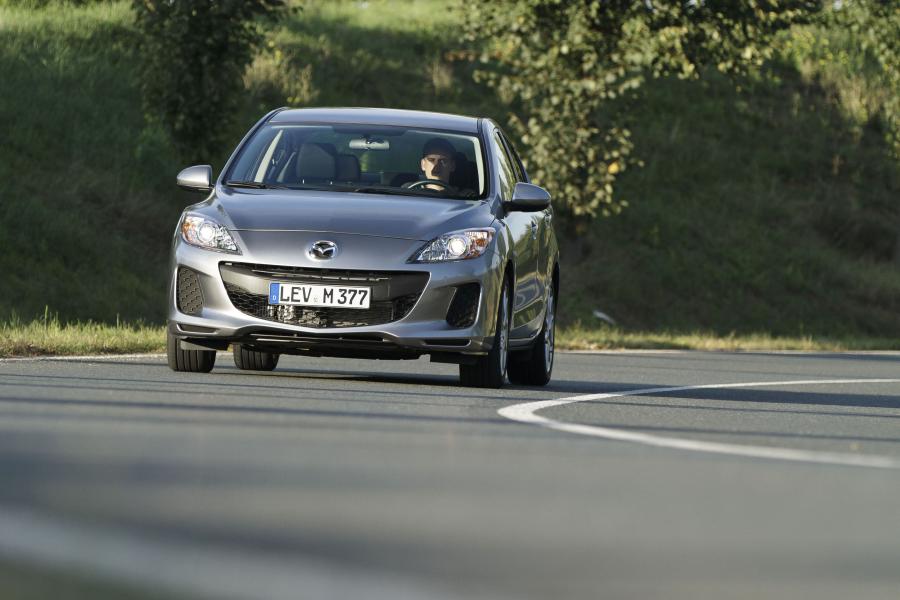  Mazda3 Sedan 2011 года  (фото 23 из 41)